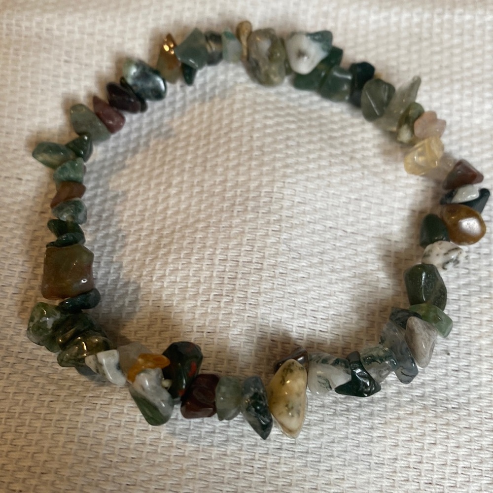 NATURAL GEMSTONE NUGGET BEAD STRETCH BRACELET